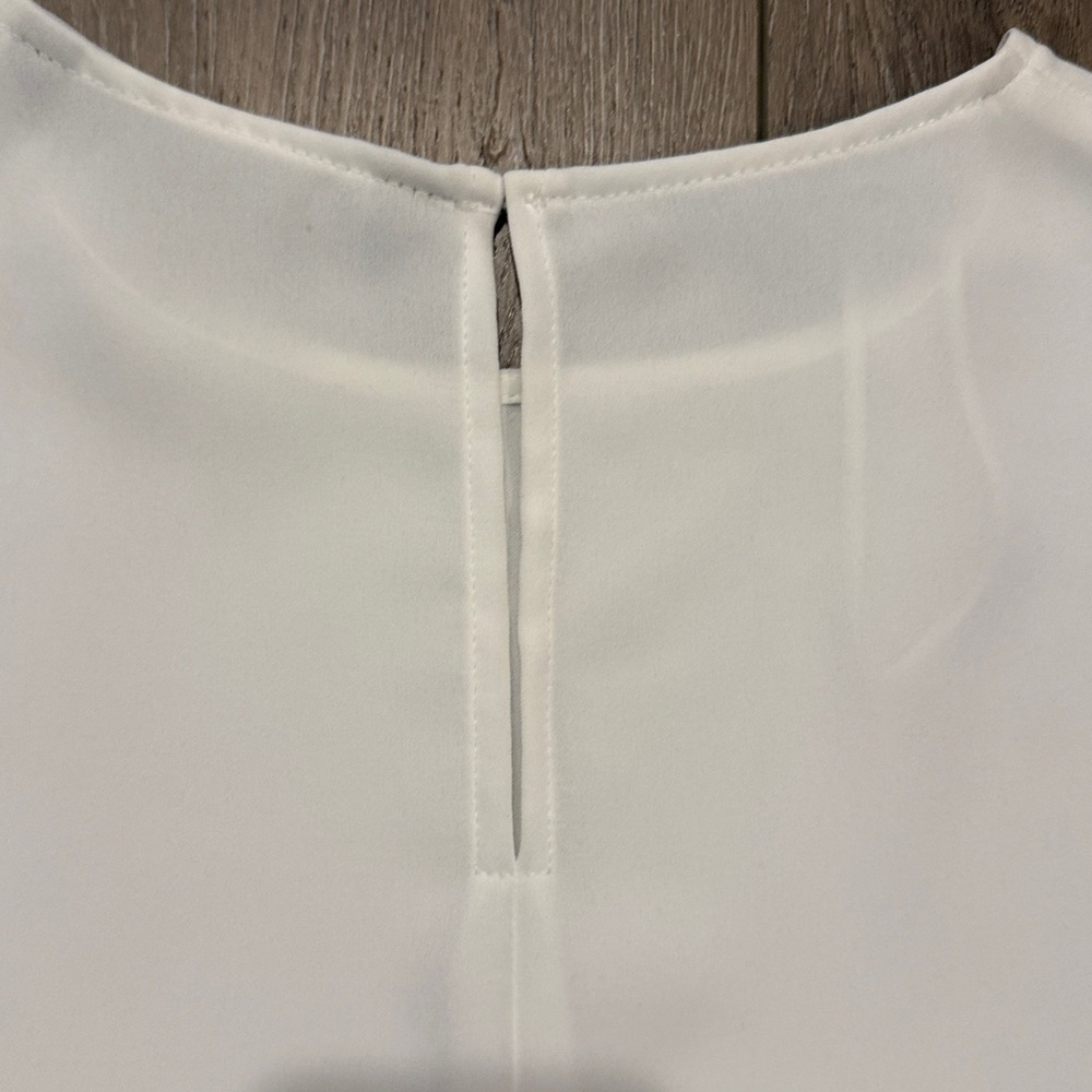 Zara Crewneck Flowy Sleeveless White w/ Black Stripe/Button Details Shell Blouse - Picture 8 of 9